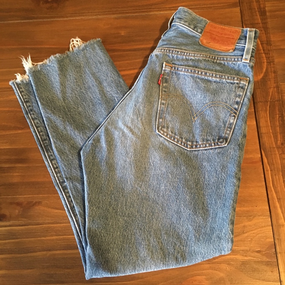 AUTHENTIC LEVIS 501  PREMIUM HIGH WAISTED JEANS